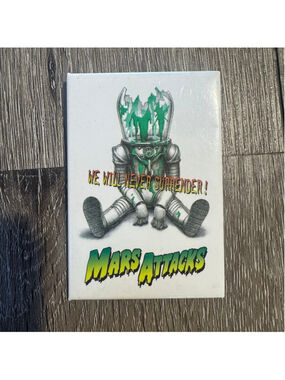 Mars Attacks Never Surrender! Movie Promo Pin New 1996 WB